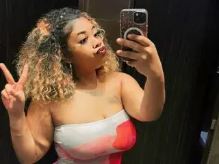 Streamate Private Sex Chat of KittyBanksXO