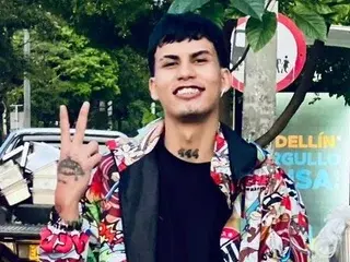 Streamate Live Sex Cam of Dan_Bigg