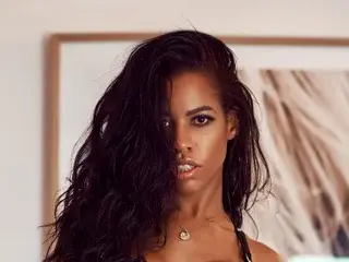 Streamate Free Live Porn of nicolleluv
