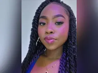 Streamate Live Sex Cam of NaomiiQueenn