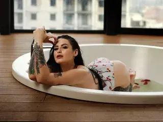 Streamate Live Sex Cam of AmberrDiamond