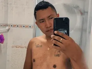 Streamate Sex Cam of Alessandro_28