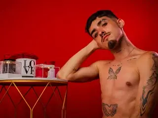 Streamate Free Porn Cam of NikoStone