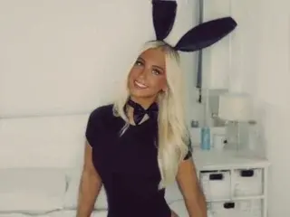 Streamate Adult Webcam of Ella_xoxo