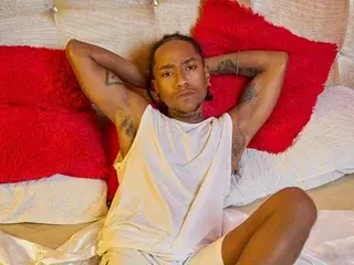 Streamate Watch Live Sex Cams of JhonyMiller