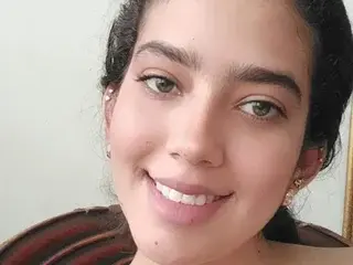 Streamate Free Live Porn of MaithePerroni