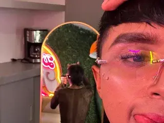 Streamate Live Porn of CharlotBloom
