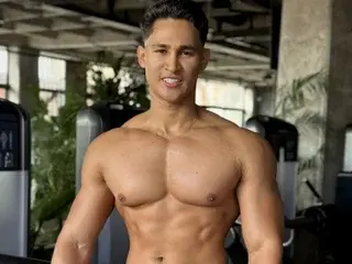 Streamate Sex Cam of Benjamincooperk