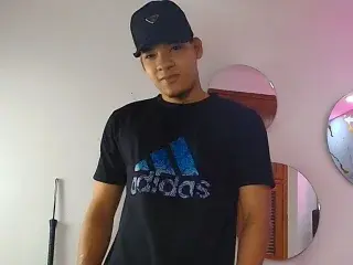 Streamate Live Sex Cam of bick_jhonn