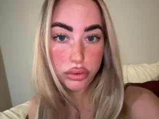 Streamate Free Live Porn of Lana888Angel