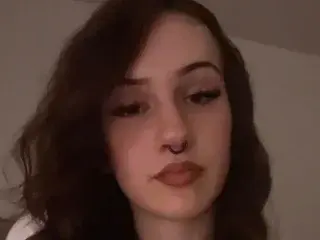 Streamate Live Sex Cam of AineMcNeely