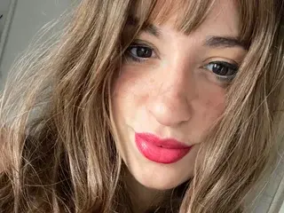 Streamate Nude Webcam of HoneyNina129