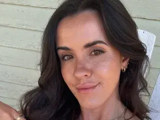 Streamate Private Sex Chat of LaraMishchief