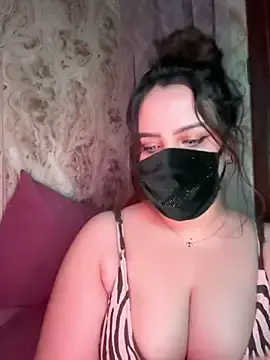 Stripchat Free Live Porn of AMBER_GLAM