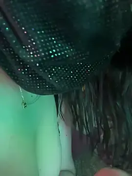 Stripchat Free Porn Cam of AMBER_GLAM