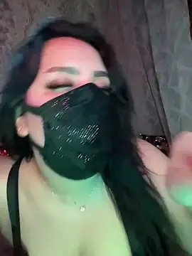 Stripchat Live Sex Cam of AMBER_GLAM