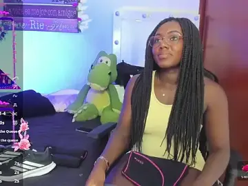 Stripchat Nude Webcam of maika28