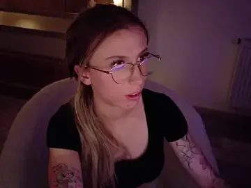 Stripchat Nude Webcam of Deidi_sweet