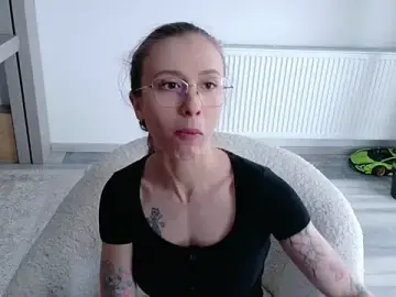 Stripchat Live Sex Cam of Deidi_sweet