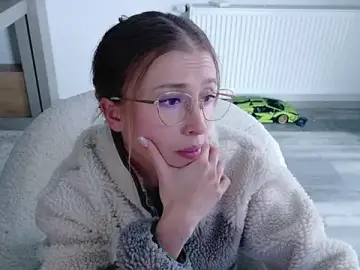 Stripchat Free Porn Cam of Deidi_sweet