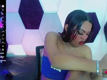 Stripchat Live Porn of KayleighDreams_