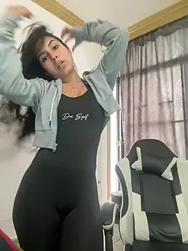 Stripchat Sex Chat of bella-black