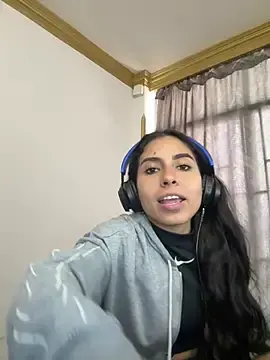 Stripchat Adult Webcam of bella-black