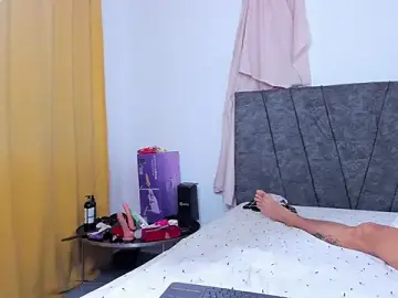 Stripchat Sex Chat of bella-black