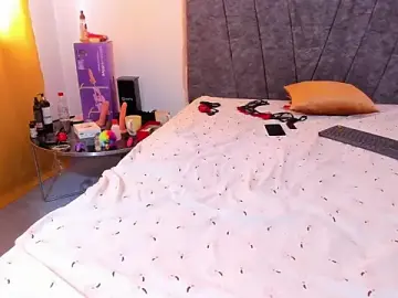 Stripchat Live Porn of bella-black
