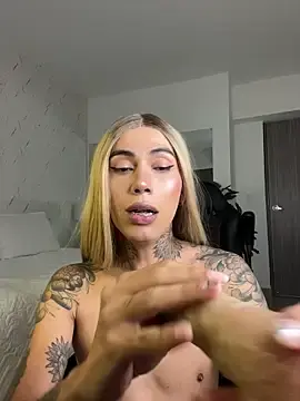 Stripchat Free Live Porn of miss_tatiana_
