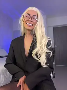 Stripchat Watch Live Sex Cams of miss_tatiana_