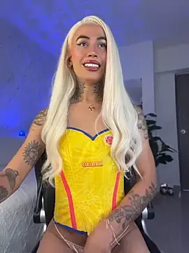 Stripchat Sex Cam of miss_tatiana_