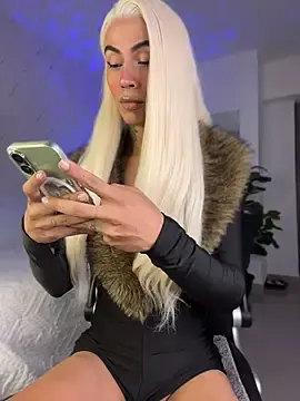 Stripchat Sex Cam of miss_tatiana_