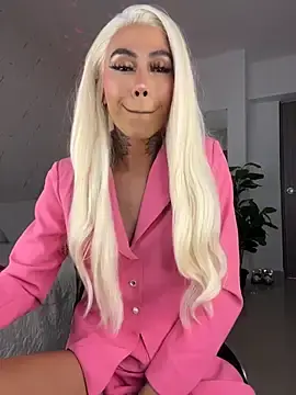 Stripchat Free Live Porn of miss_tatiana_