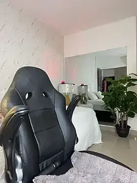 Stripchat Live Sex Cam of miss_tatiana_