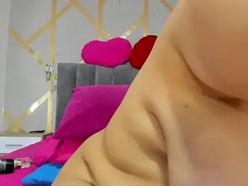 Stripchat Best Webcam of Caroliine_Torres