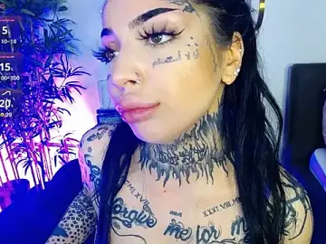 Stripchat Sex Chat of CreamyInkky_