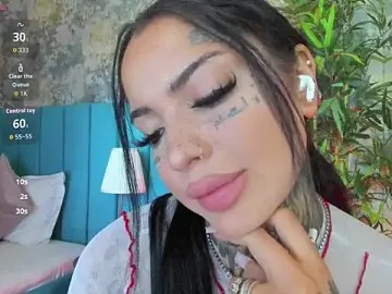 Stripchat Free Porn Cam of CreamyInkky_