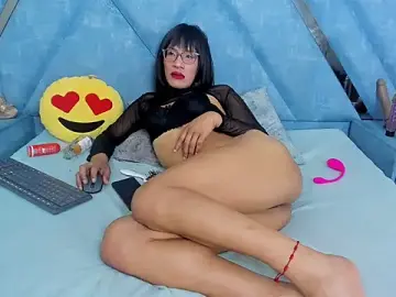 Stripchat Live Porn of Aura_love69