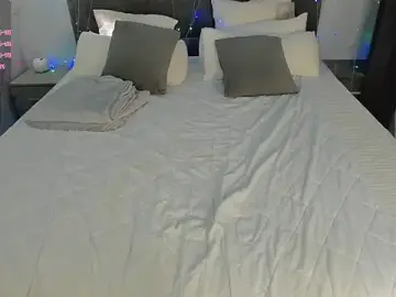 Stripchat Adult Webcams of Chloee_White