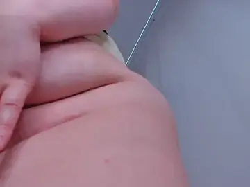 Stripchat Live Porn of Chloee_White