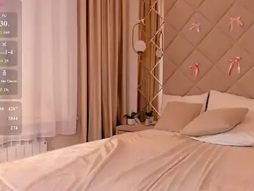 Stripchat Watch Live Sex Cams of Chloee_White