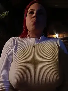 Stripchat Live Sex of aurora_sky11