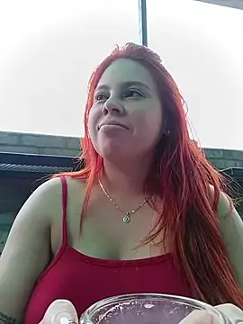 Stripchat Sex Cam of aurora_sky11