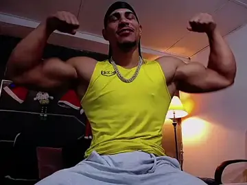 Stripchat Live Sex of teddyfit19cm