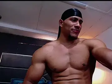 Stripchat Sex Cam of teddyfit19cm