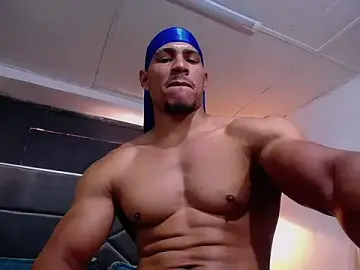 Stripchat Live Sex Cam of teddyfit19cm