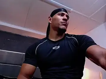 Stripchat Best Webcam of teddyfit19cm