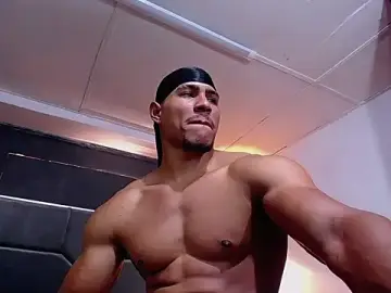 Stripchat Adult Webcams of teddyfit19cm