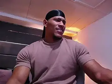 Stripchat Adult Webcams of teddyfit19cm